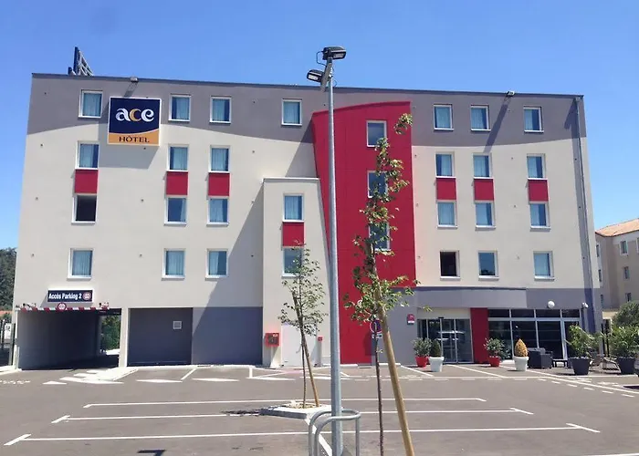 Ace 3* Valence (Drome)