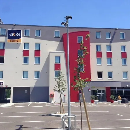 Ace 3* Valence (Drome)